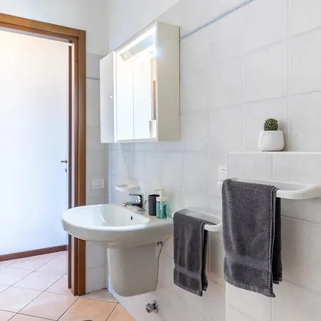 Lago Di Como - Luxury Panoramic Garden - Free Wifi Villa Gera Lario